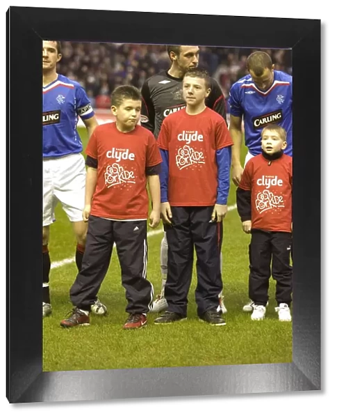 Rangers FC's Exciting 2-1 Victory Over Hearts at Ibrox with Cash the Mascot