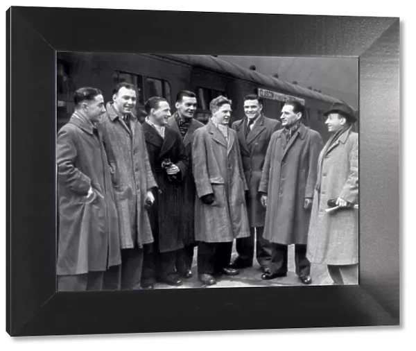 Rangers Football Club: Dougie Gray and Team at St Enoch Station - Scottish League Division One (1950s)
