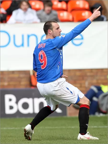 Thrilling Tie at Tannadice: Kris Boyd's Hat-Trick Saves a Point for Rangers Amidst Dundee United's Comeback (3-3)