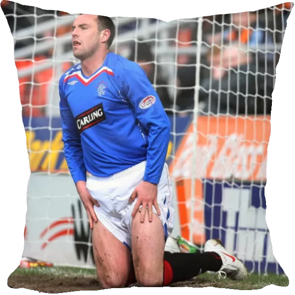 Thrilling Three-All Draw: Kris Boyd's Epic Performance at Tannadice Park - Rangers vs. Dundee United (Clydesdale Premier League Soccer)