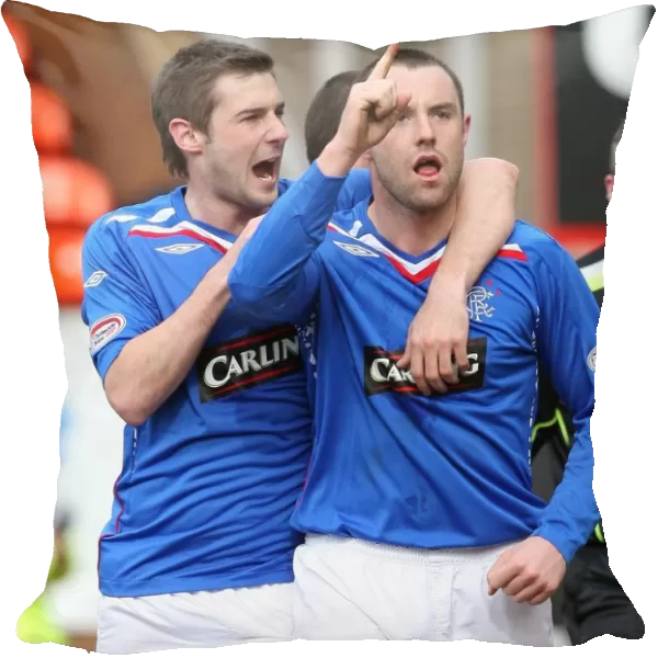 Thrilling Three-All Draw: Dundee United vs. Rangers - Clydesdale Premier League Soccer (Nacho Novo's Epic Performance)