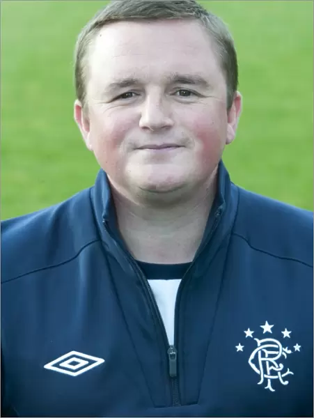 Rangers Youth Soccer: Murray Park - Focused Coaches and Rangers U11 Players Led by Gary Gibson
