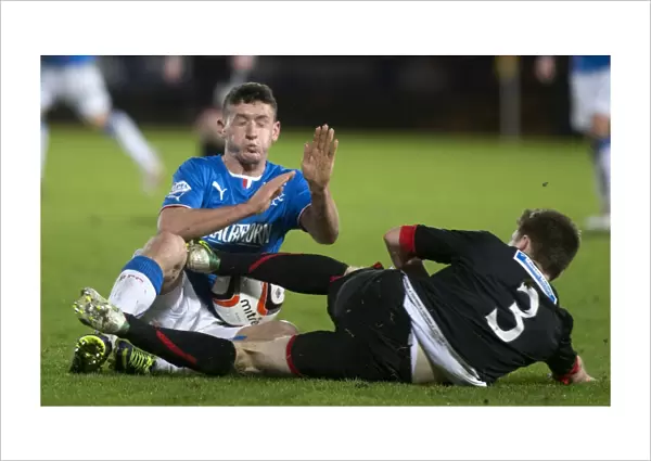 Intense Battle: Fraser Aird vs Alex Whittle - Rangers vs Dunfermline Athletic, Scottish League One