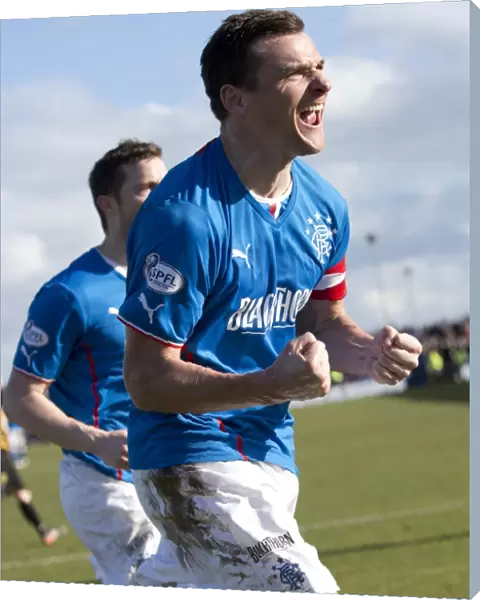 Rangers Lee McCulloch: Dramatic Goal Secures Scottish League One Victory