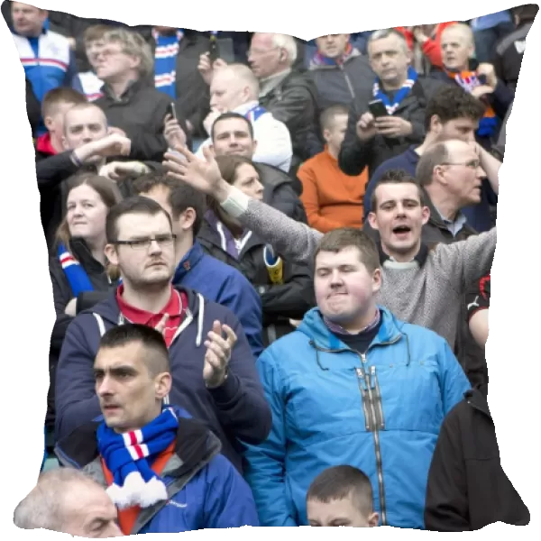 Rangers FC: Scottish Cup Triumph - Unyielding Fans Support (2003)