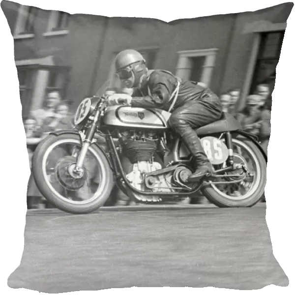 Tommy McEwan (Norton) 1951 Senior TT