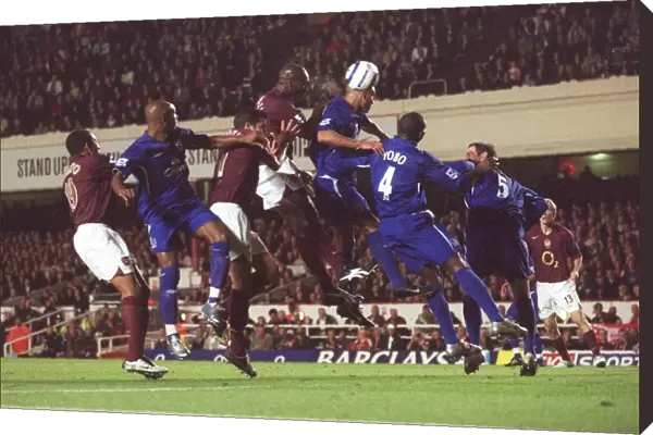 Campbell Soars Above Bent: Arsenal's Unforgettable 2-0 Victory Over Everton, FA Premier League, Highbury, London, September 19, 2005