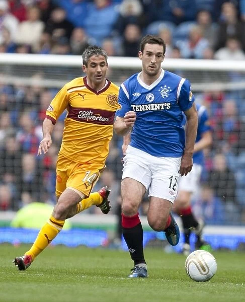 A Battle at Ibrox: Lee Wallace vs. Keith Lasley - 0-0 Rangers-Motherwell Stalemate