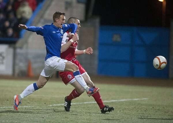 Dean Shiels Goal Attempt: Stirling Albion vs Rangers - 1-1 (Forthbank Stadium)