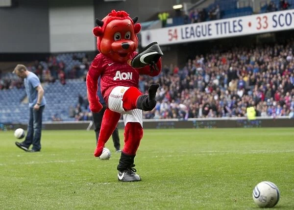 Fred the Red vs Unnamed Ranger: A Penalty Showdown at Ibrox Stadium - Rangers Legends vs Manchester United Legends