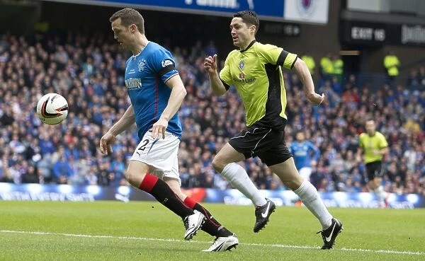 Intense Rivalry: Stevie Smith vs. Andrew Stirling - The Battle for the Ball at Ibrox Stadium, Scottish League One (2003 Scottish Cup)