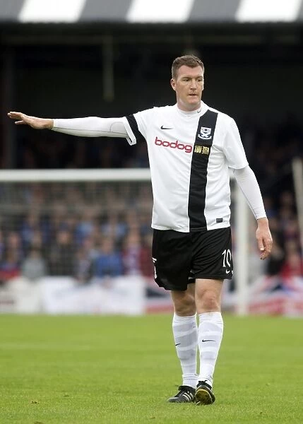 Rangers Crush Ayr United: Kevin Kyle Faces Defeat in SPFL League 1 Clash (2-0)