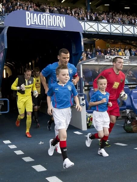 Rangers FC: Lee McCulloch and Mascots Celebrate Ramsden's Cup Upset Against Berwick Rangers (2-0) at Ibrox Stadium