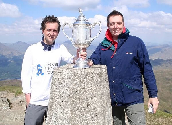 Rangers Football Club: A Sea of Blue - Uniting for Charity at the Ben Lomond Challenge 2008
