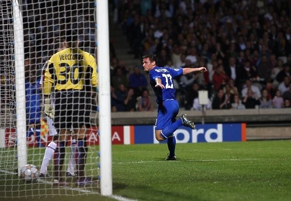 Rangers Glory: Lee McCulloch's Epic Goal Against Olympique Lyonnais in UEFA Champions League (3-0)