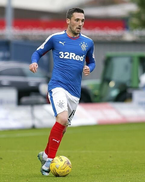 Rangers Nicky Clark in Action at New St Mirren Park: Championship Clash
