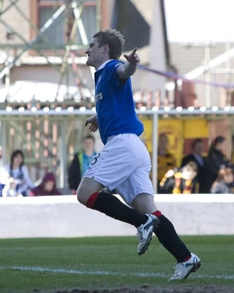 Rangers Steven Davis Goal Blitz: Motherwell 0-5 Rangers (Clydesdale Bank Scottish Premier League)