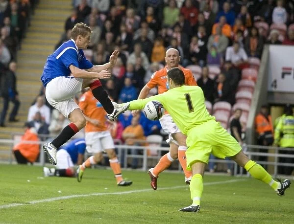 Rangers Steven Davis Scores First Goal in Pre-Season Victory Against Blackpool (2-0)