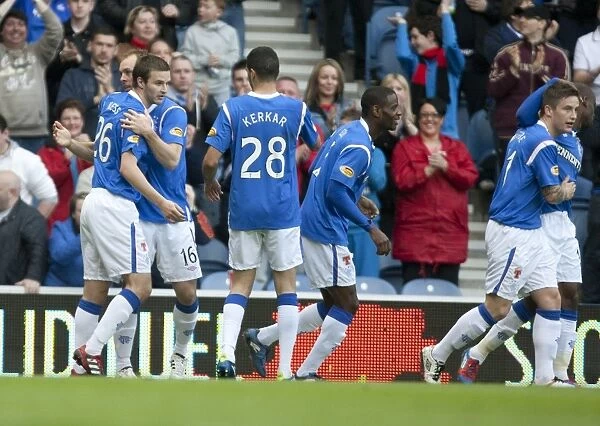Rangers Steven Whittaker Scores Thriller: 5-0 Victory Over Dundee United at Ibrox Stadium (Scottish Premier League)