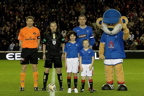 Rangers Triumph: 7-1 Thrashing of Dundee United at Ibrox