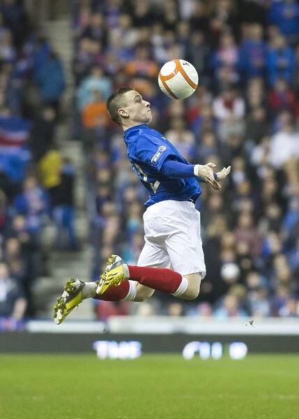 Rangers vs Elgin City: A Scottish Third Division Clash at Ibrox - Barrie McKay's Battle (1-1)