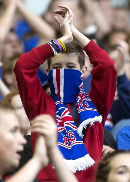 Rangers vs Newcastle United: A Thrilling 1-1 Stalemate at Ibrox - Unyielding Fan Support