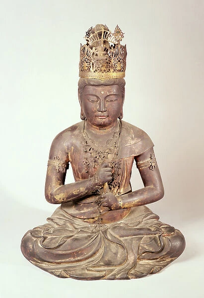 Seated figure of Dainichi Nyorai (wood)