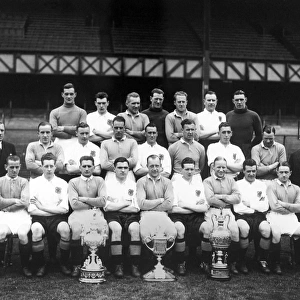 Rangers Football Club: 1934-35 Triple Champions - Scottish Cup, Glasgow Cup, and Glasgow Merchants Charity Cup: The Historic Squad's Triumphant Moment