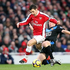 Clash of Legends: Fabregas vs. Scholes - Arsenal's 3-1 Defeat to Manchester United