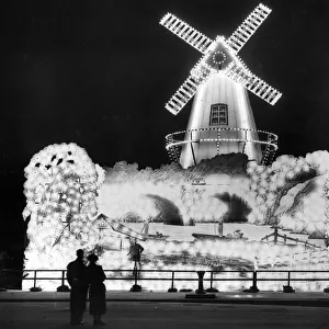Well Lit Blackpool, 1938