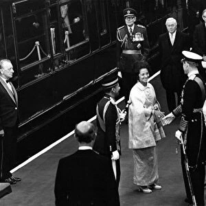 Queen Elizabeth II and Prince Philip greeting their majesties The Yang Di-Pertuan Agong