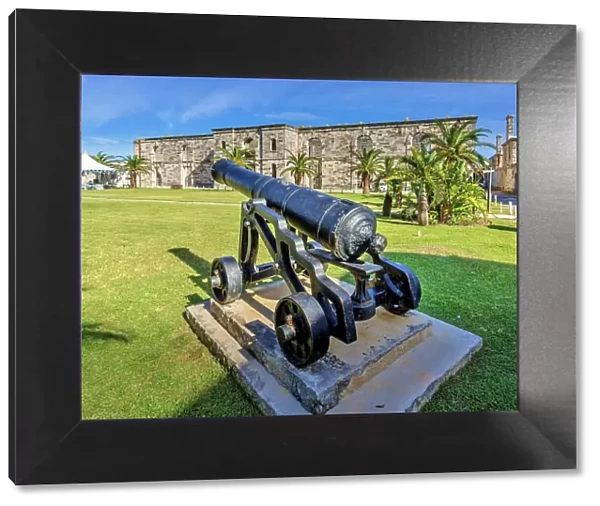 A canon outside the Victualling Warehouse at the disused Royal Naval Dockyard, Bermuda, Atlantic, North America