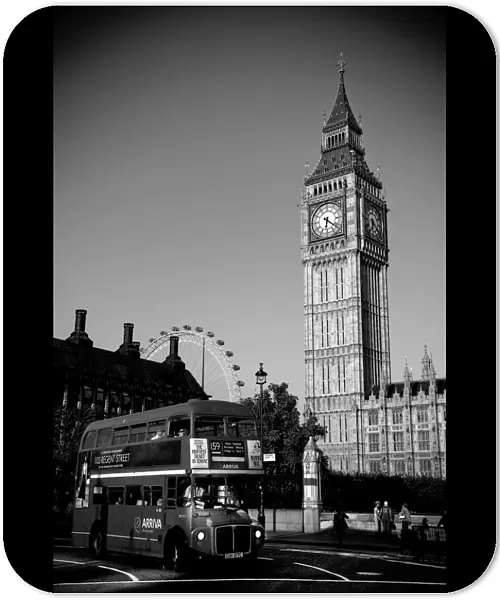 UK, London, Houses of Parliament, Big Ben, London Eye beyond