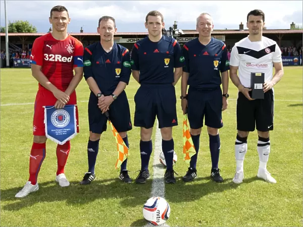 2003 Scottish Cup Winning Captains: Lee McCulloch of Rangers and Brora Rangers Lead the Teams Out