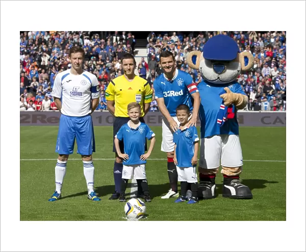 Rangers Football Club: Triumphant Scottish Cup Victory with Captain Lee McCulloch and Mascots (2003)