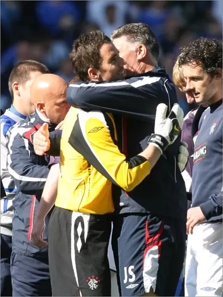 Rangers Football Club: Neil Alexander and Jim Stewart - 2008 Scottish Cup Champions: The Triumphant Moment