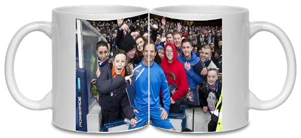 Rangers Football Club: A Special Tribute to Fernando Ricksen - Ronald de Boer Greets Fans at the Scottish Cup Winning Squad Reunion (2003)
