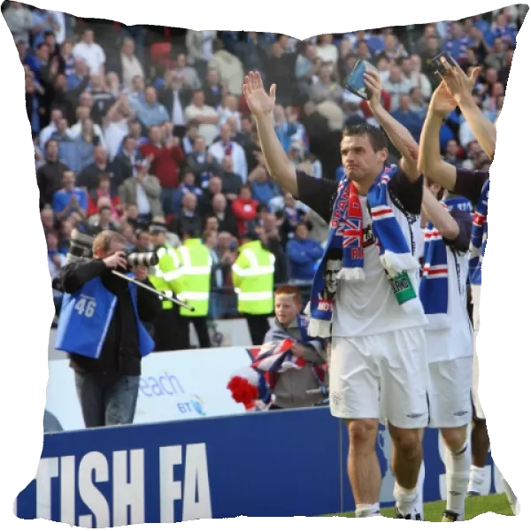 Rangers Football Club: A Heartfelt Reunion at the 2008 Scottish Cup Final - McCulloch and Whittaker Embrace Adoring Fans