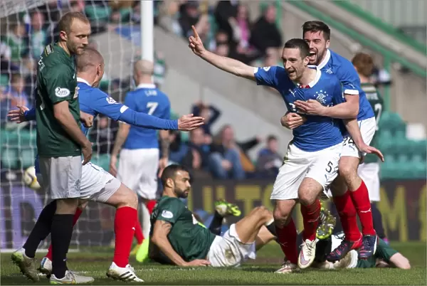 Rangers Lee Wallace: Thrilling Goal Celebration vs. Hibernian in Scottish Championship