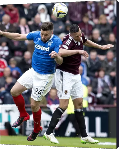 Intense Rivalry: McGregor vs El Hassnaoui at Tynecastle Stadium - Rangers vs Heart of Midlothian