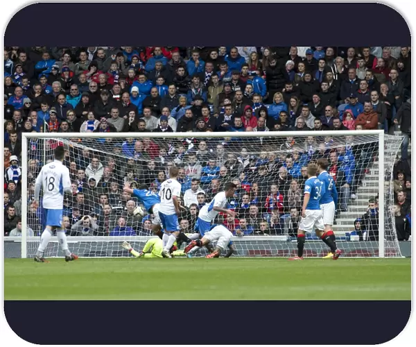 Derek Lyle's Dramatic Goal: Rangers vs Queen of the South in Scottish Premiership Play-Off Quarterfinals at Ibrox Stadium