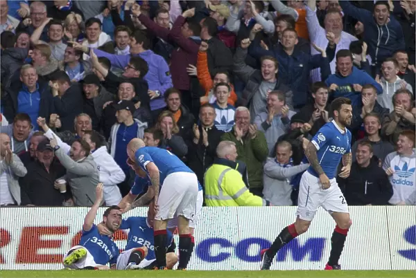 Rangers Nicky Clark Scores Dramatic Goal in Scottish Premiership Play-Off Semi-Final vs Hibernian at Ibrox Stadium