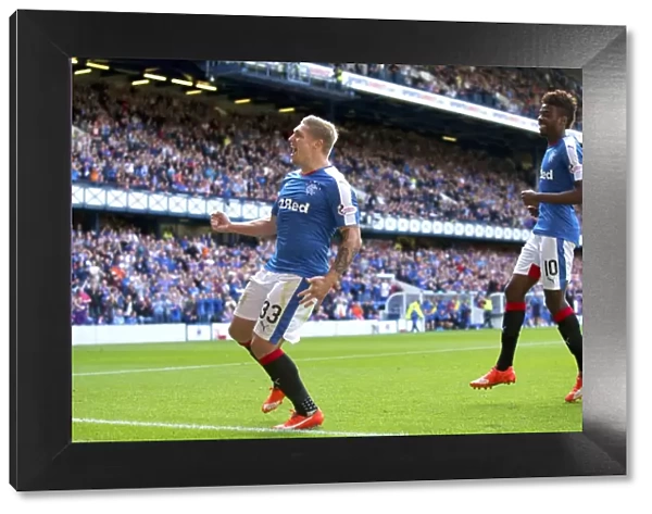 Martyn Waghorn's Inaugural Penalty: Rangers Thrilling Victory over Raith Rovers in Ladbrokes Championship