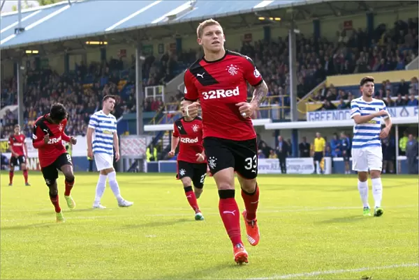 Martyn Waghorn's Dramatic Penalty Goal for Rangers in Ladbrokes Championship