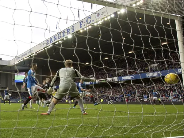 Martyn Waghorn's Thrilling Winning Goal for Rangers vs. Queen of the South at Ibrox Stadium
