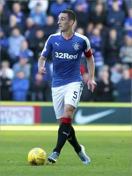 Rangers Lee Wallace Rallies the Troops Against Hibernian in the Ladbrokes Championship