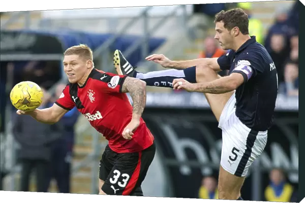 Waghorn vs McCracken: An Intense Championship Showdown at Falkirk Stadium