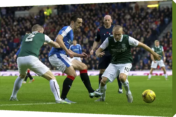 Rangers vs. Hibernian: A Clash Between Lee Wallace and Dylan McGeouch at Ibrox Stadium - Ladbrokes Championship Match