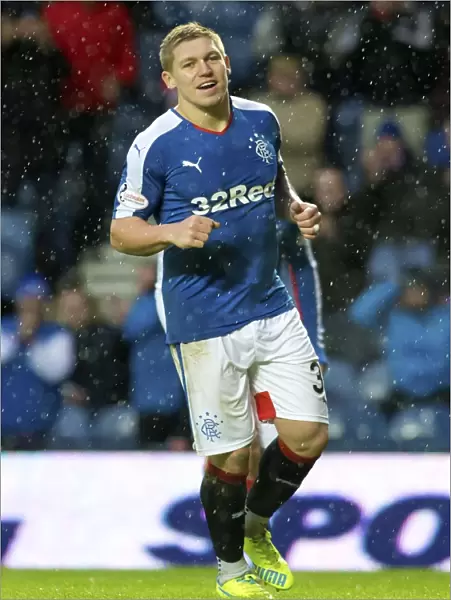 Martyn Waghorn Scores Thrilling First Goal for Rangers in Scottish Cup Clash vs. Cowdenbeath at Ibrox Stadium
