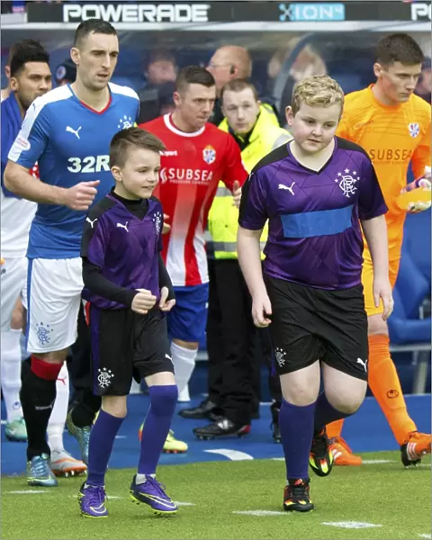 Rangers Football Club vs. Cowdenbeath: Lee Wallace and Mascots Celebrate in the William Hill Scottish Cup Final at Ibrox Stadium